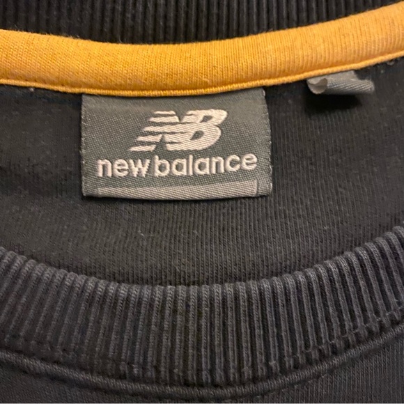 New Balance Box Logo Crewneck - Picture 3 of 4